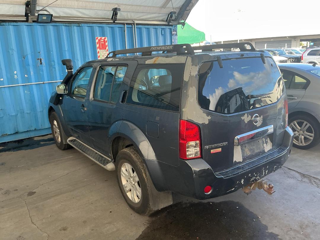 Photo '9' of Nissan Pathfinder TI