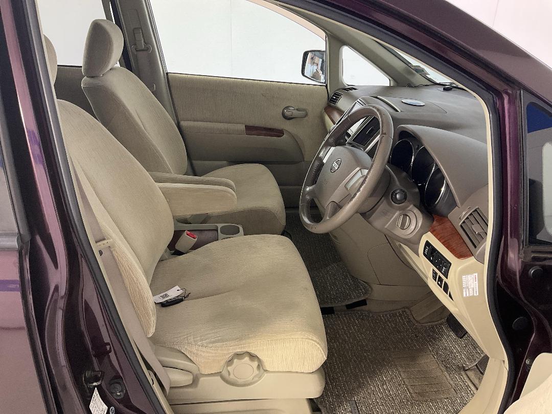 Photo '16' of Nissan Presage Photo '16' of Nissan Presage