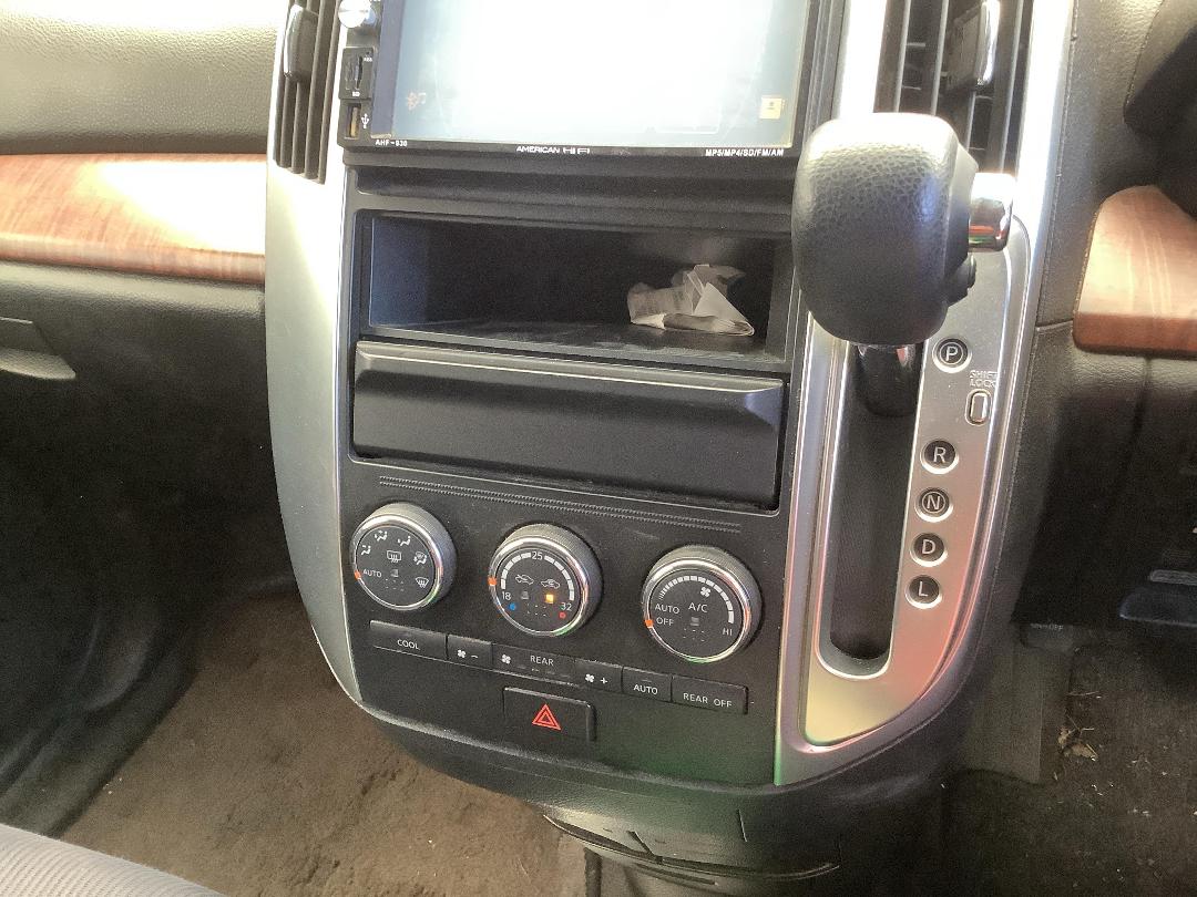 Photo '17' of Nissan Presage Photo '17' of Nissan Presage