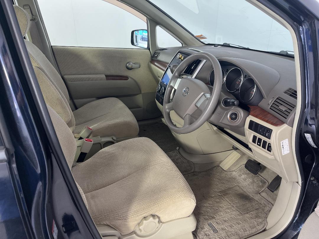 Photo '16' of Nissan Presage Photo '16' of Nissan Presage