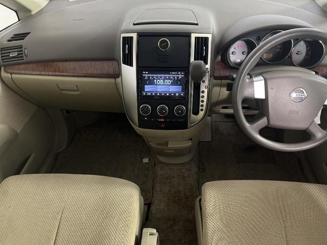 Photo '18' of Nissan Presage Photo '18' of Nissan Presage