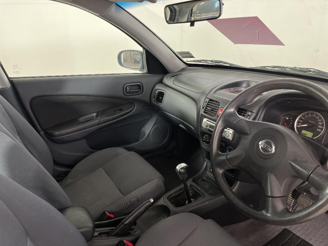 Photo '14' of Nissan Pulsar LS