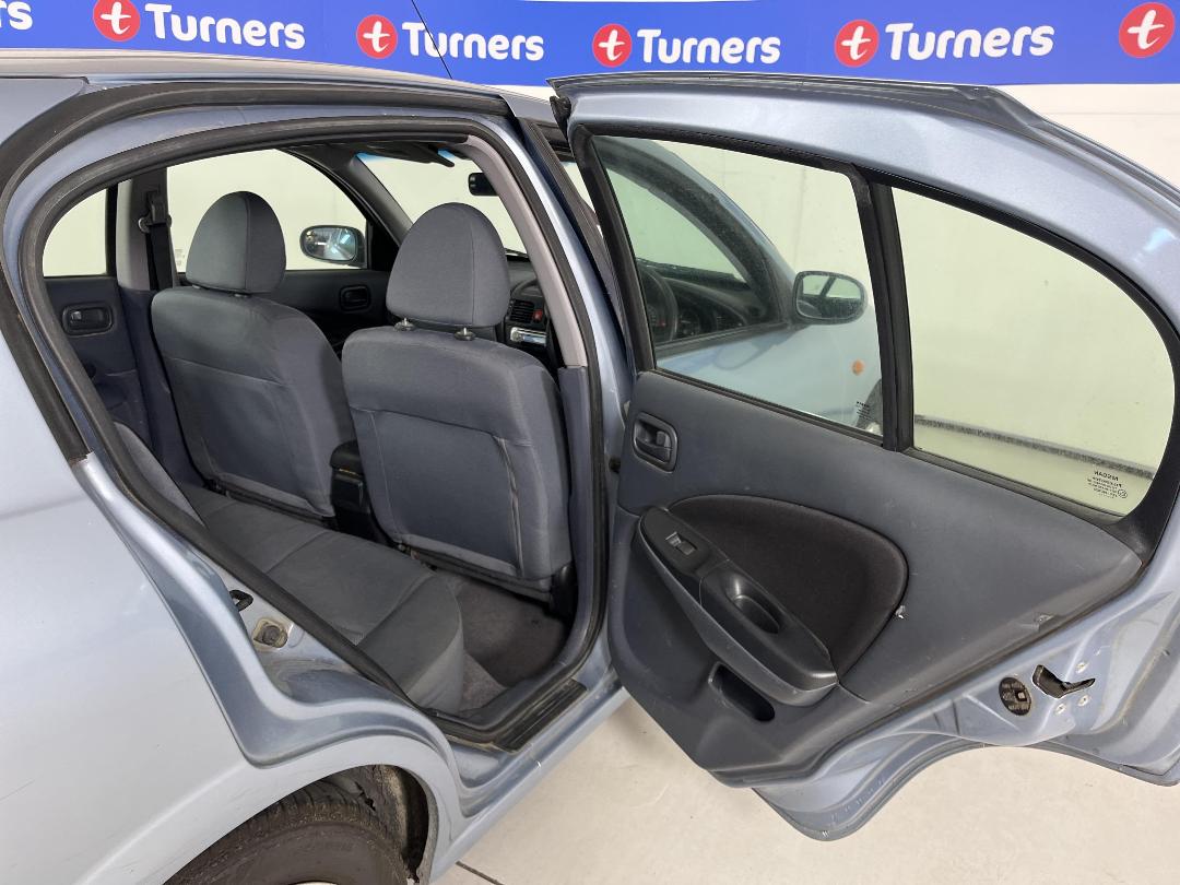 Photo '17' of Nissan Pulsar LS