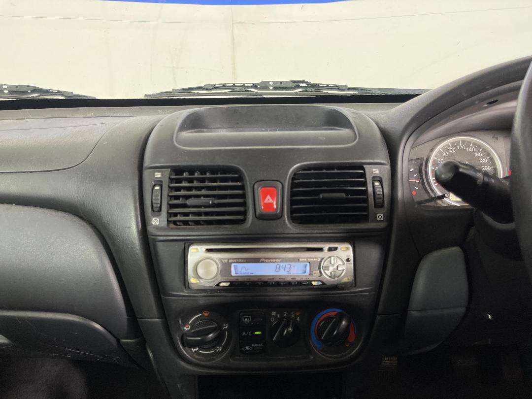 Photo '16' of Nissan Pulsar LS