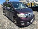 Thumbnail '1' of Nissan Serena