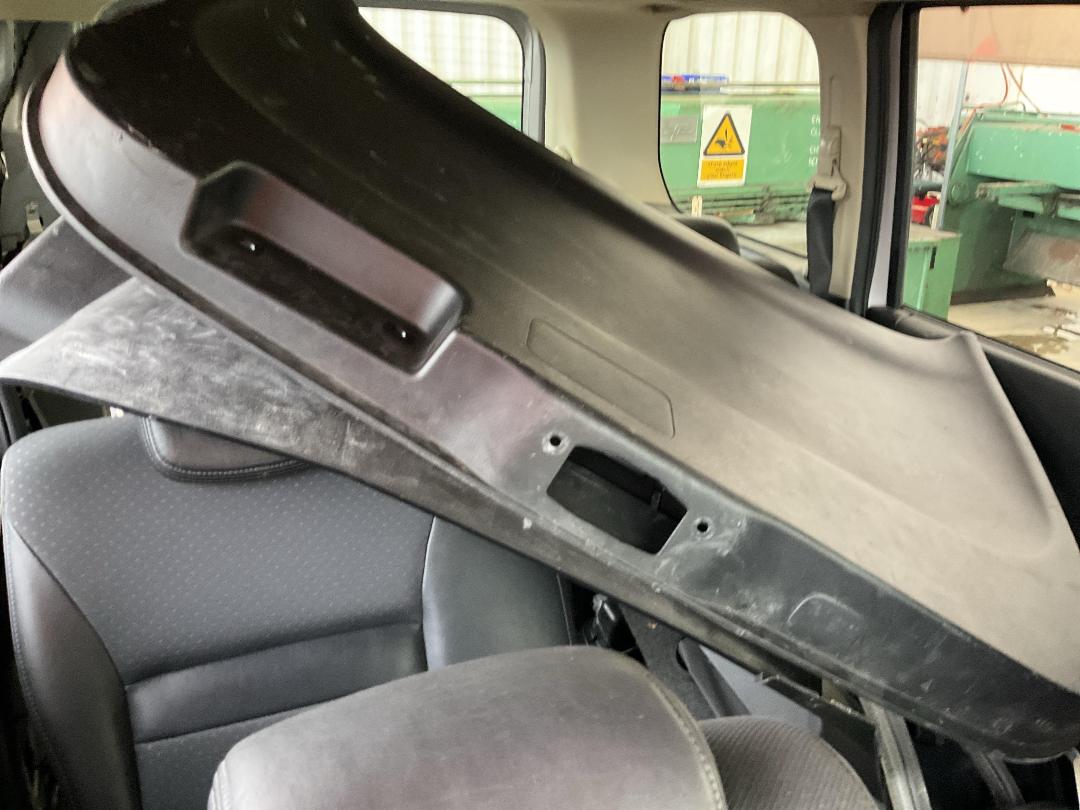 Photo '11' of Nissan Serena