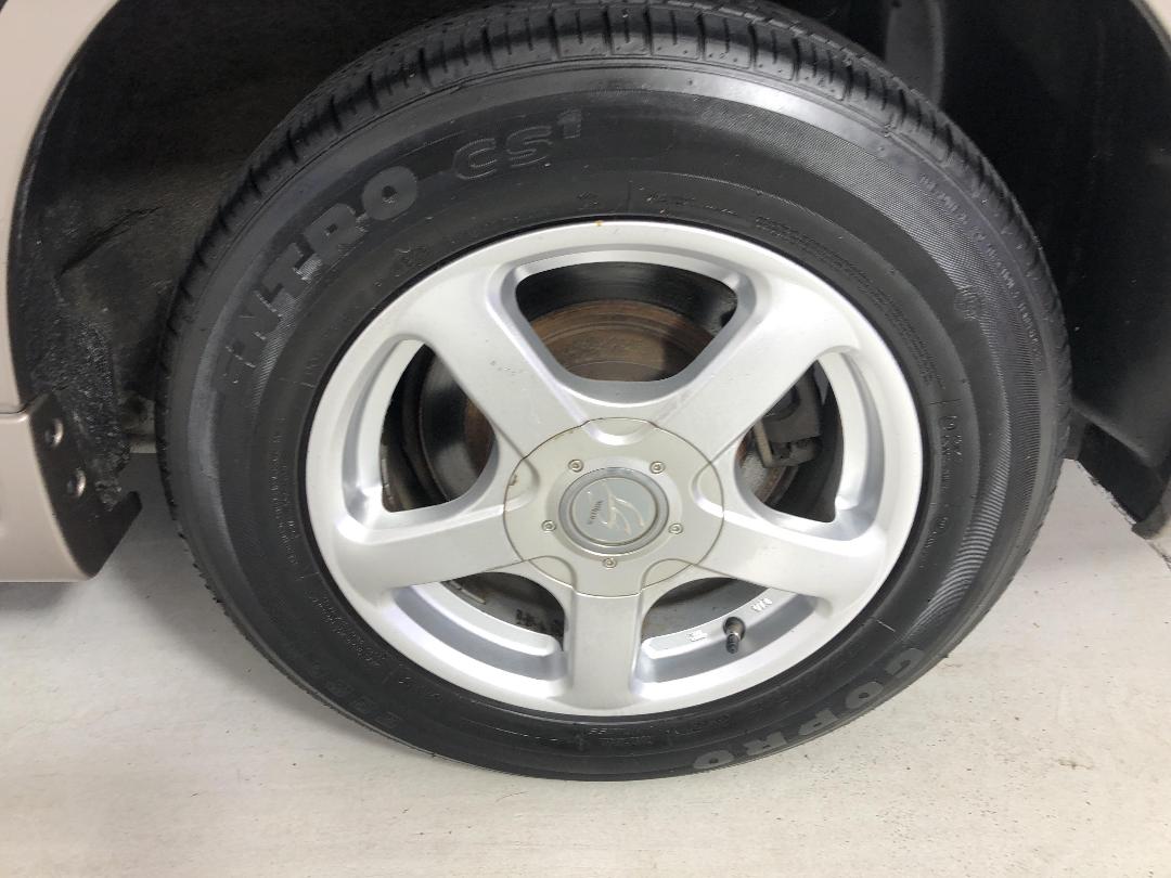 Photo '11' of Nissan Serena