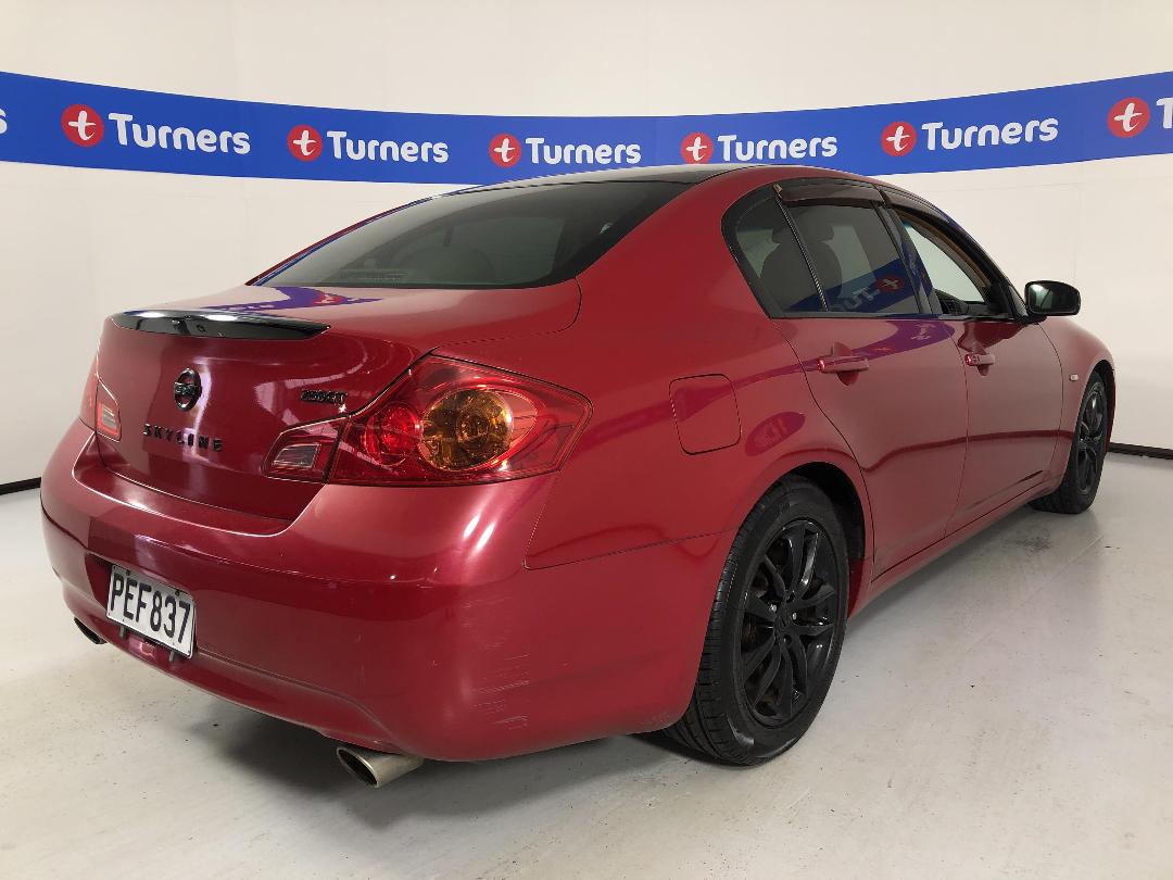 Photo '7' of Nissan Skyline