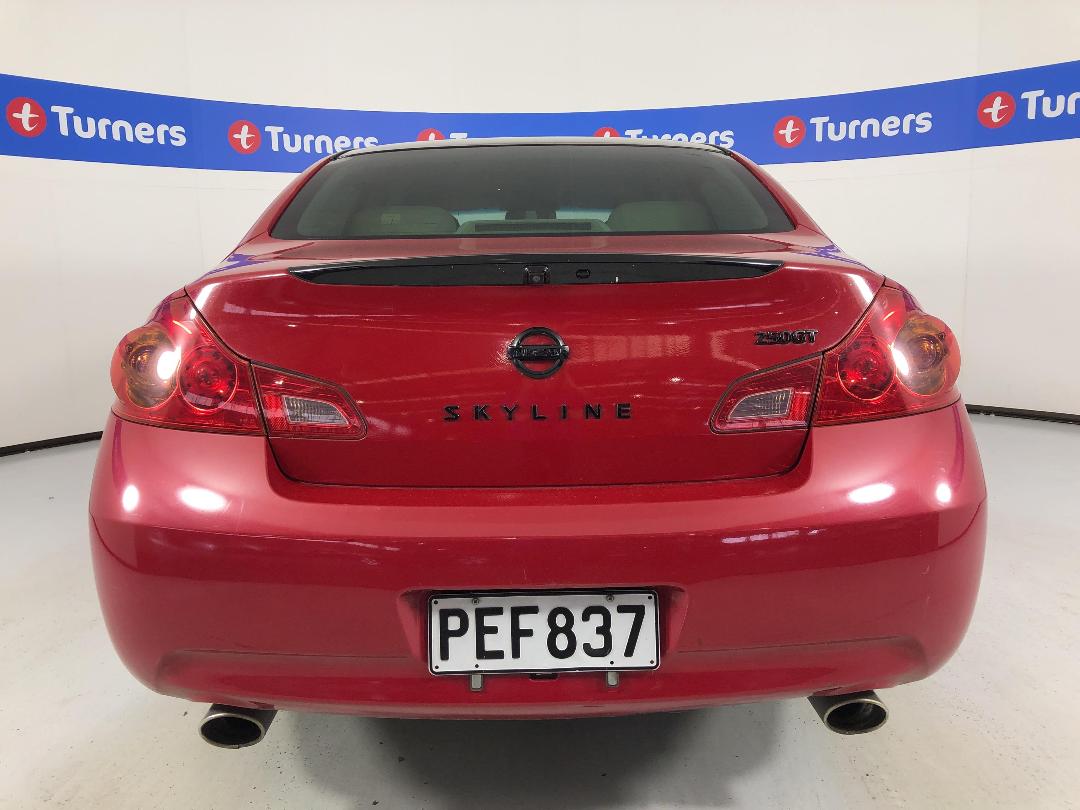 Photo '6' of Nissan Skyline