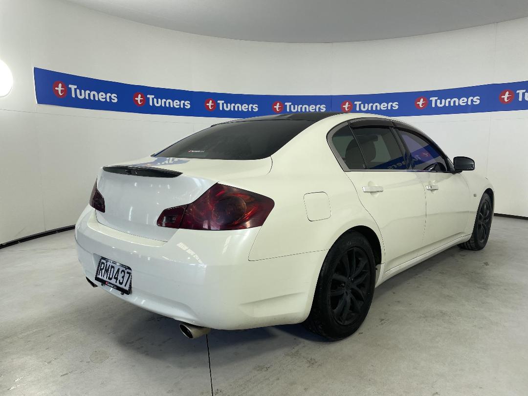 Photo '7' of Nissan Skyline Photo '7' of Nissan Skyline