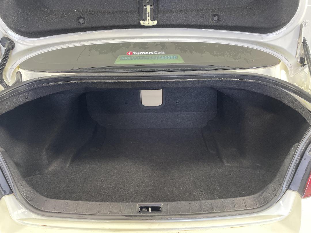 Photo '14' of Nissan Skyline Photo '14' of Nissan Skyline