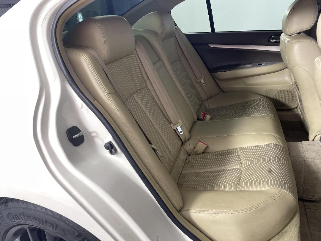 Photo '20' of Nissan Skyline Photo '20' of Nissan Skyline