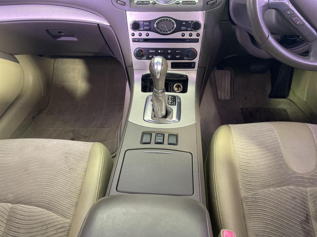 Photo '18' of Nissan Skyline Photo '18' of Nissan Skyline