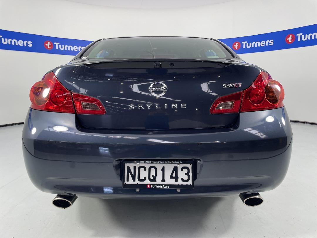 Photo '6' of Nissan Skyline