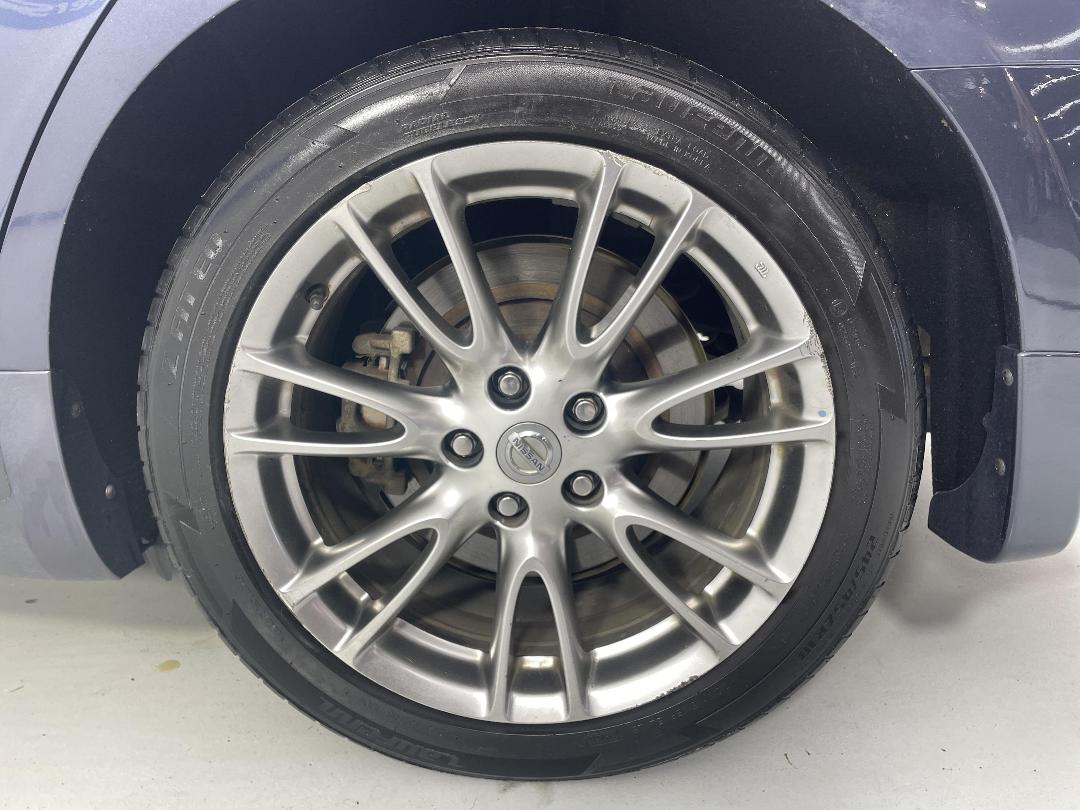 Photo '11' of Nissan Skyline