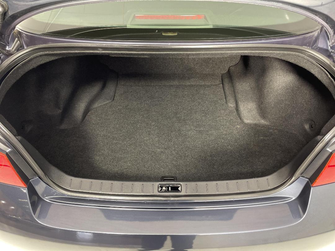 Photo '14' of Nissan Skyline