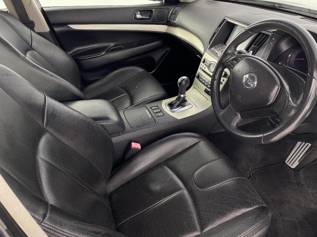 Photo '16' of Nissan Skyline