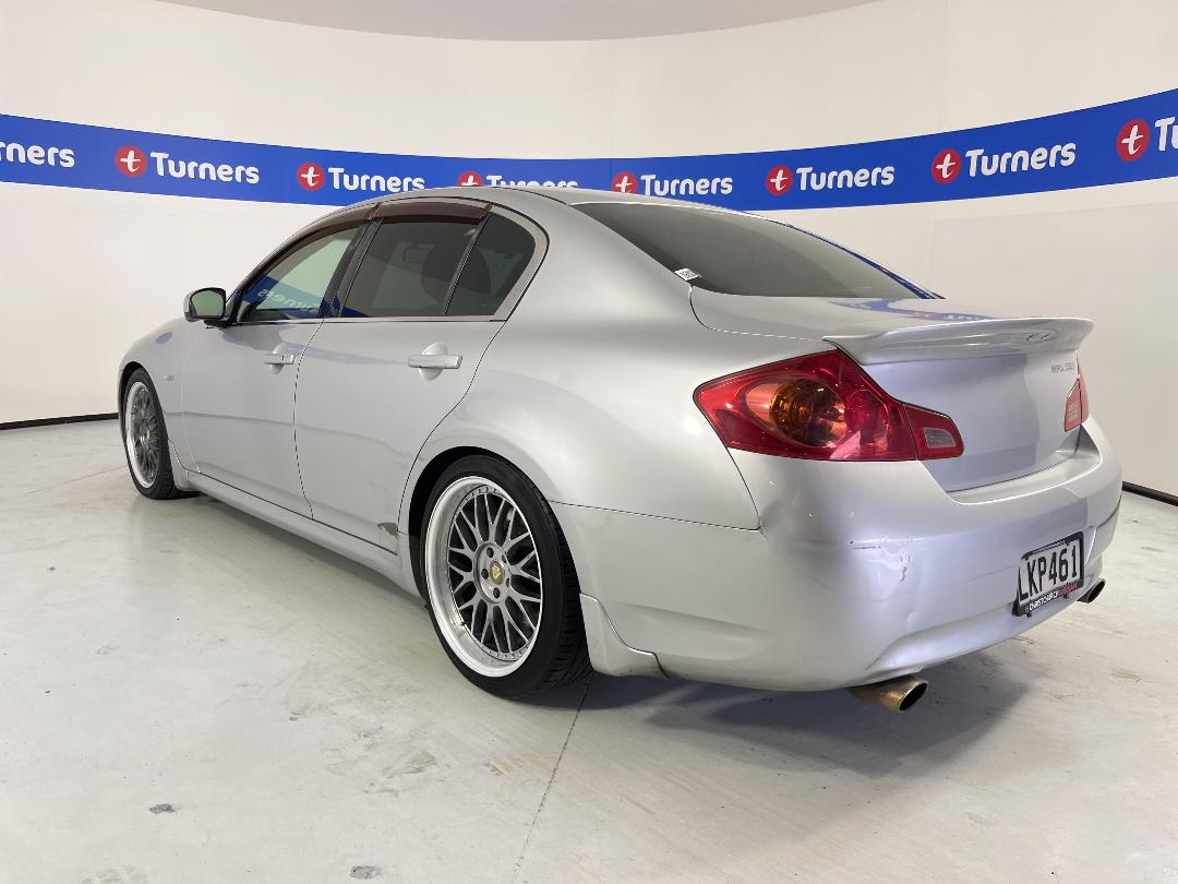 Photo '5' of Nissan Skyline