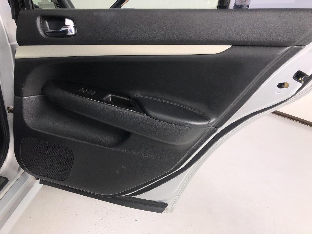 Photo '19' of Nissan Skyline