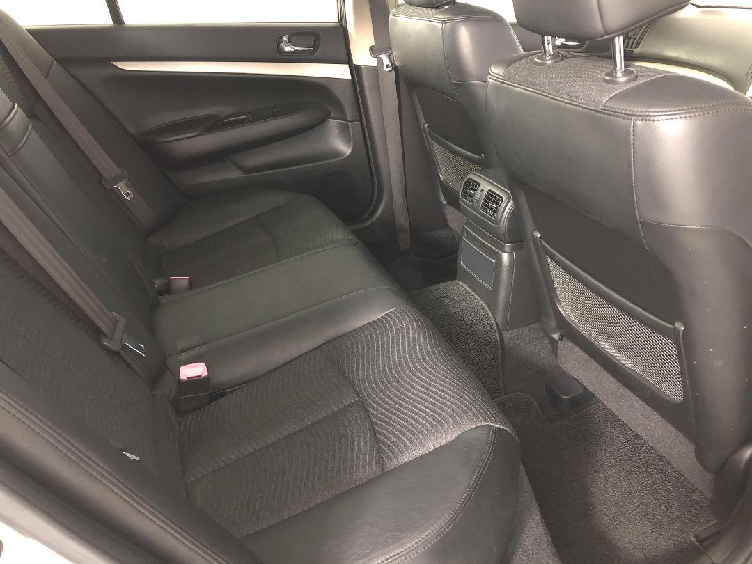 Photo '20' of Nissan Skyline