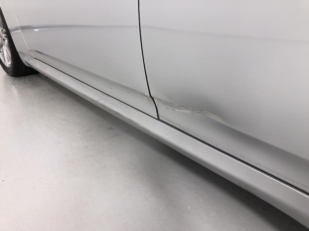 Photo '28' of Nissan Skyline