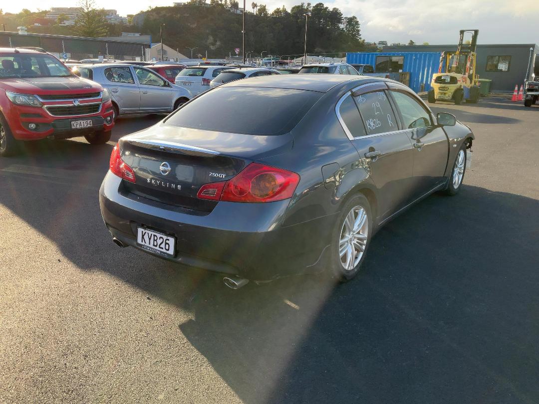 Photo '2' of Nissan Skyline 250GT Photo '2' of Nissan Skyline 250GT