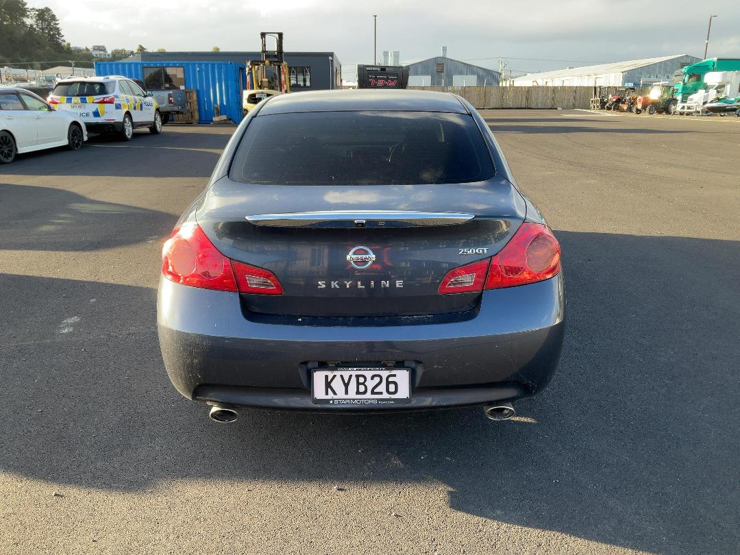 Photo '3' of Nissan Skyline 250GT Photo '3' of Nissan Skyline 250GT