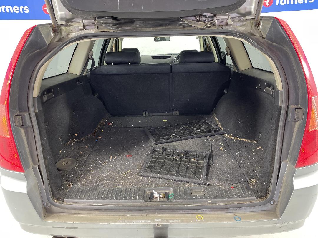 Photo '12' of Nissan Stagea Photo '12' of Nissan Stagea