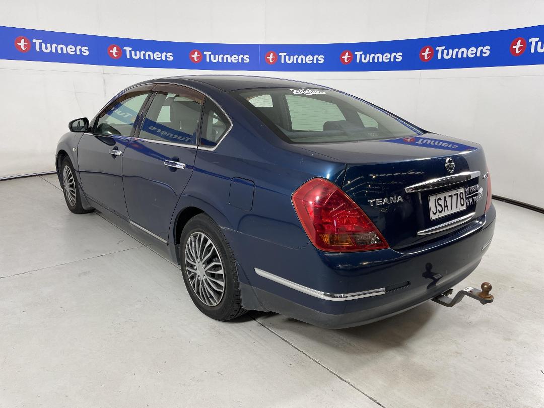 Photo '4' of Nissan Teana Photo '4' of Nissan Teana