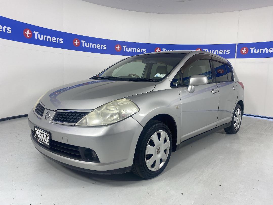 Photo '4' of Nissan Tiida Photo '4' of Nissan Tiida