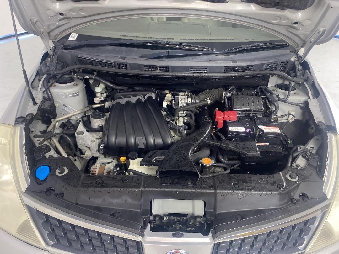 Photo '13' of Nissan Tiida Photo '13' of Nissan Tiida