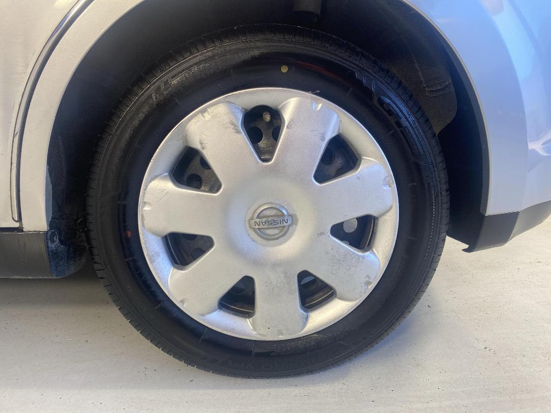 Photo '11' of Nissan Tiida Photo '11' of Nissan Tiida