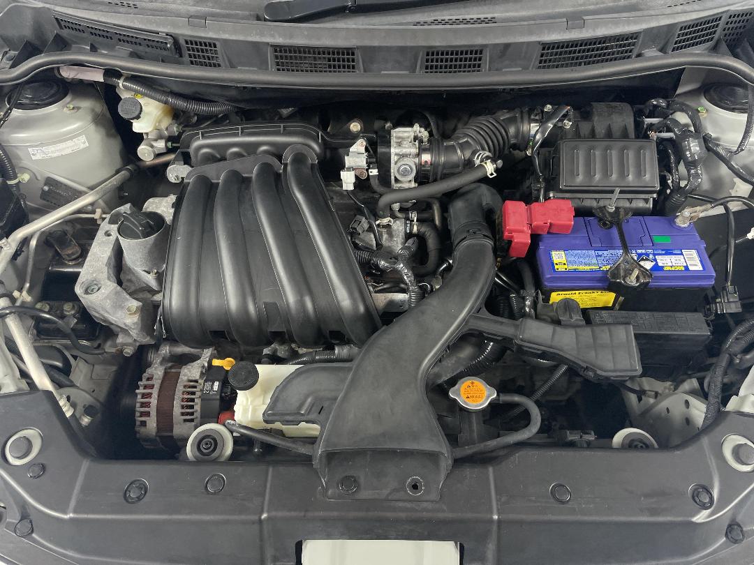 Photo '13' of Nissan Tiida Photo '13' of Nissan Tiida