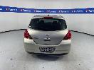 Thumbnail '6' of Nissan Tiida