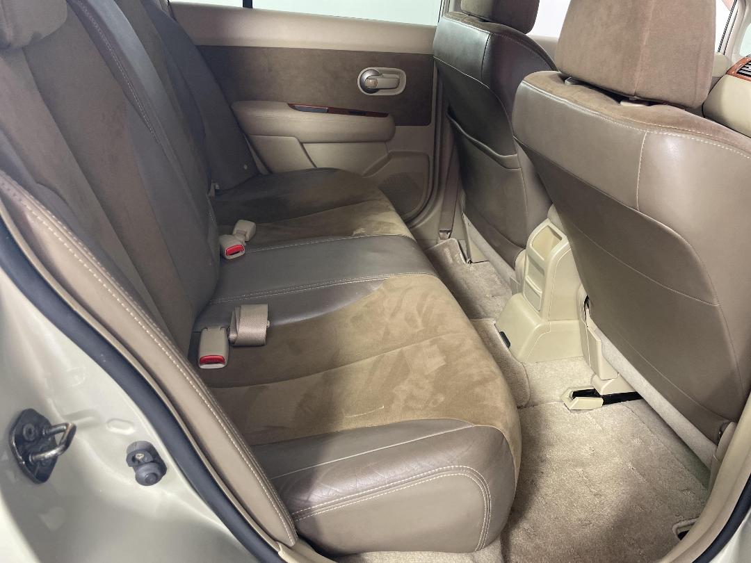 Photo '20' of Nissan Tiida Photo '20' of Nissan Tiida