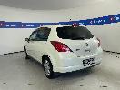 Thumbnail '5' of Nissan Tiida