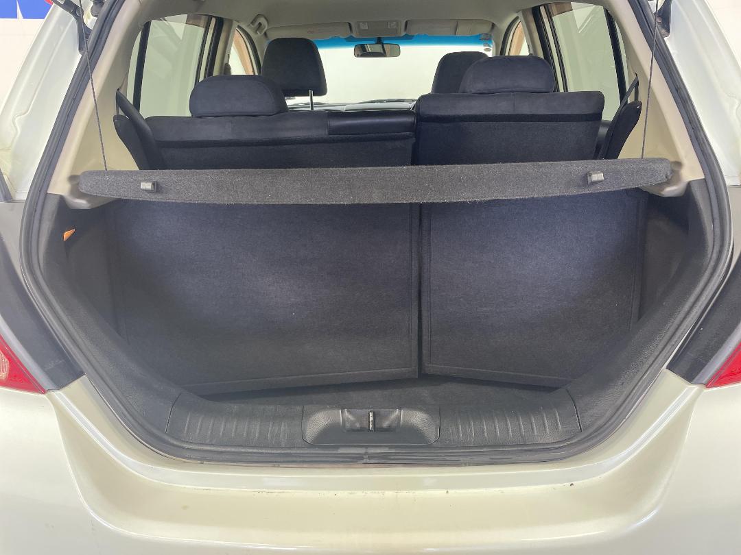 Photo '14' of Nissan Tiida Photo '14' of Nissan Tiida