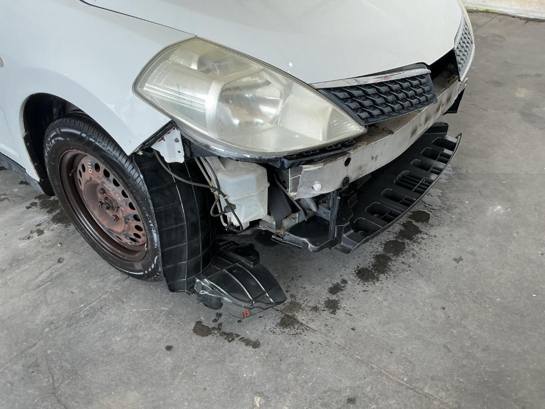 Photo '3' of Nissan Tiida Photo '3' of Nissan Tiida