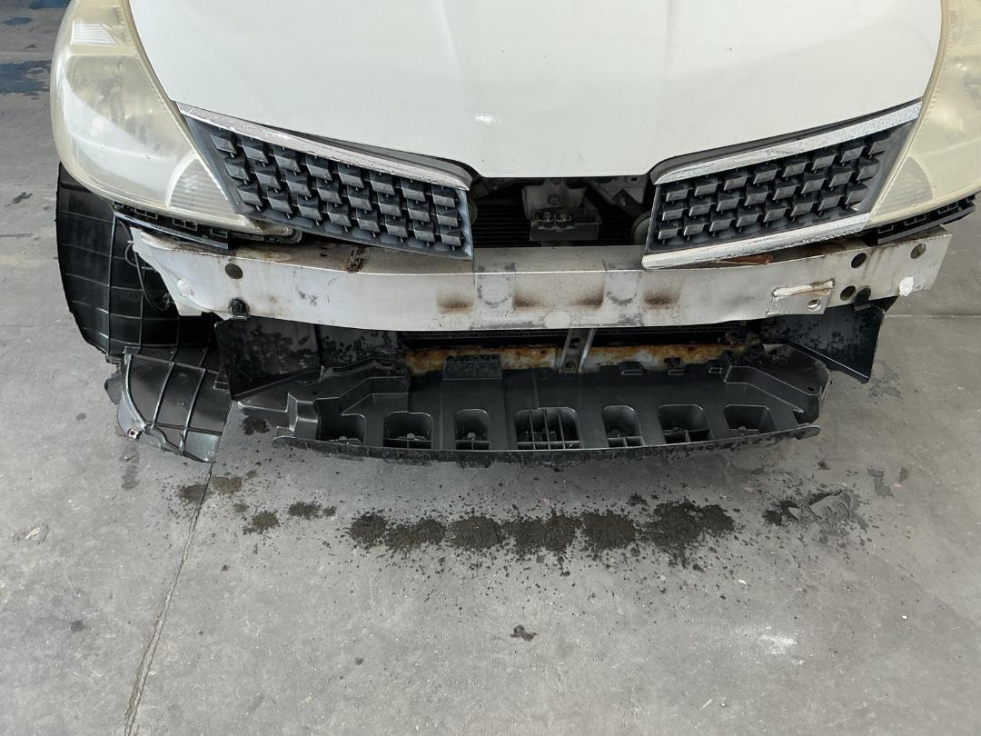 Photo '4' of Nissan Tiida Photo '4' of Nissan Tiida