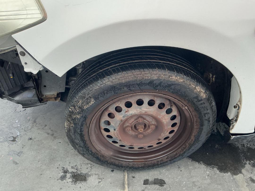 Photo '8' of Nissan Tiida Photo '8' of Nissan Tiida