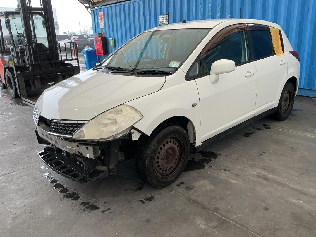 Photo '7' of Nissan Tiida Photo '7' of Nissan Tiida