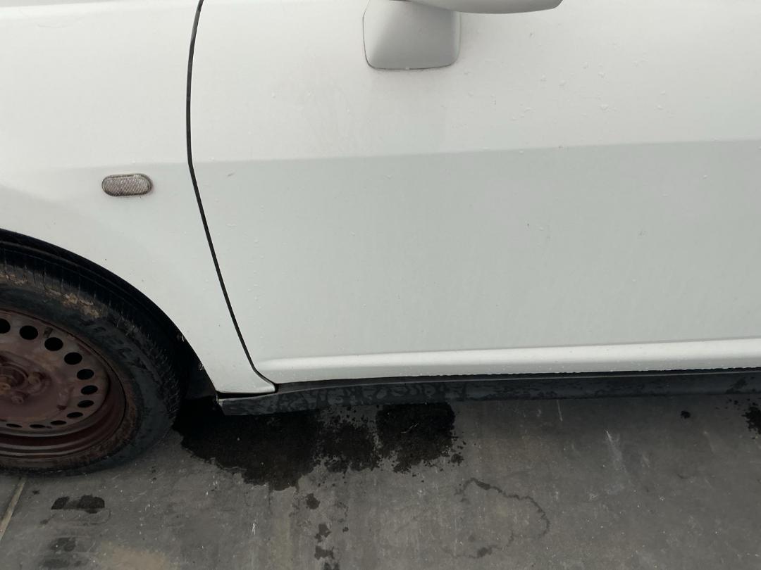 Photo '10' of Nissan Tiida Photo '10' of Nissan Tiida