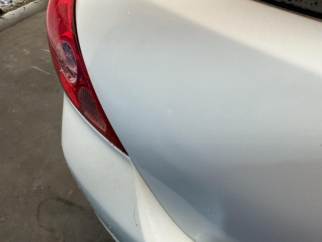 Photo '17' of Nissan Tiida Photo '17' of Nissan Tiida