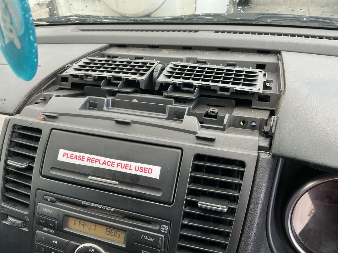 Photo '27' of Nissan Tiida Photo '27' of Nissan Tiida