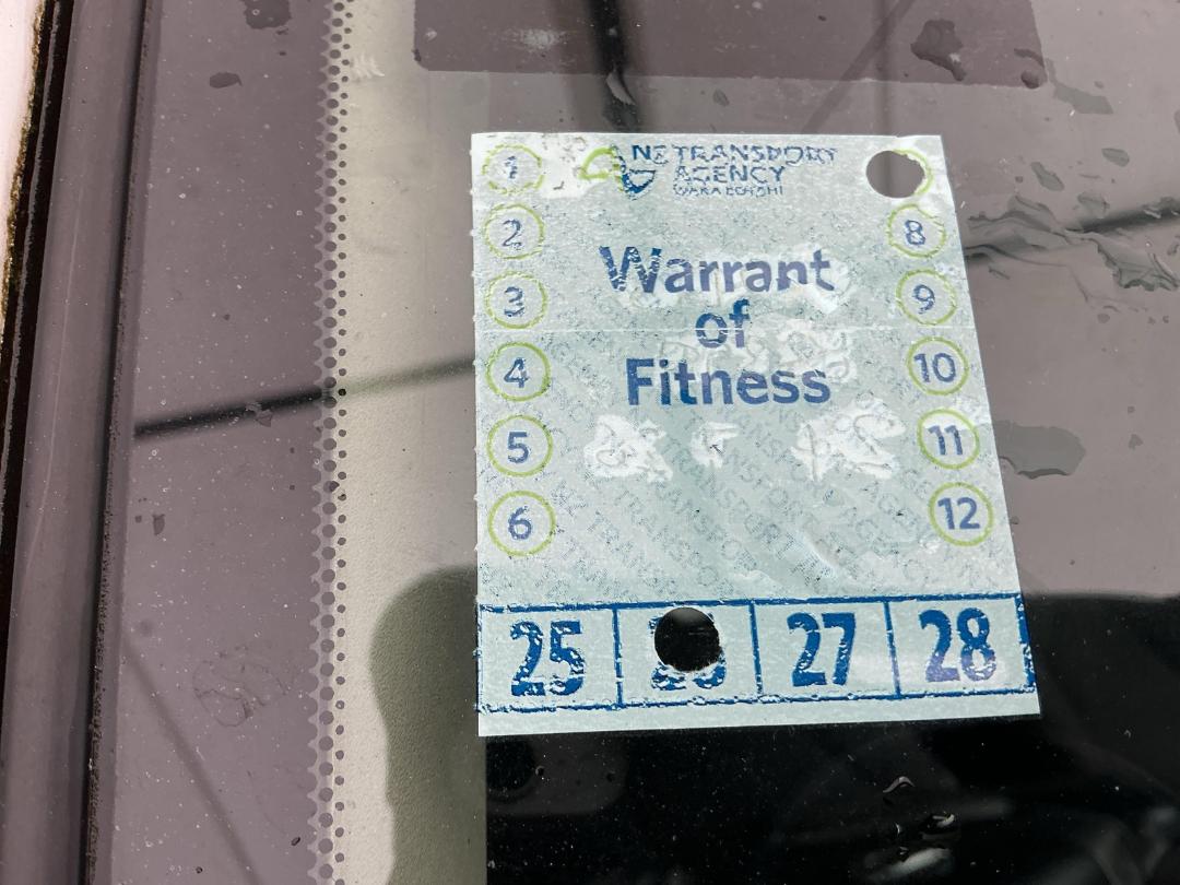 Photo '30' of Nissan Tiida Photo '30' of Nissan Tiida