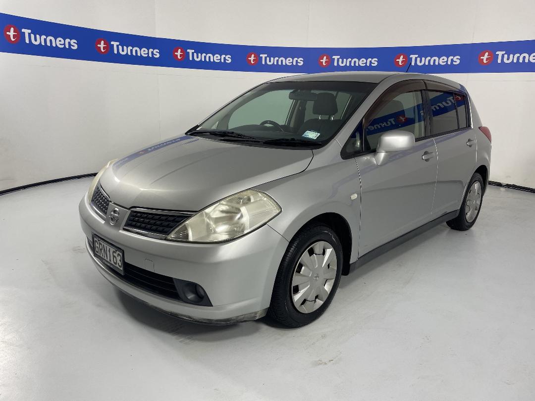 Photo '4' of Nissan Tiida Photo '4' of Nissan Tiida