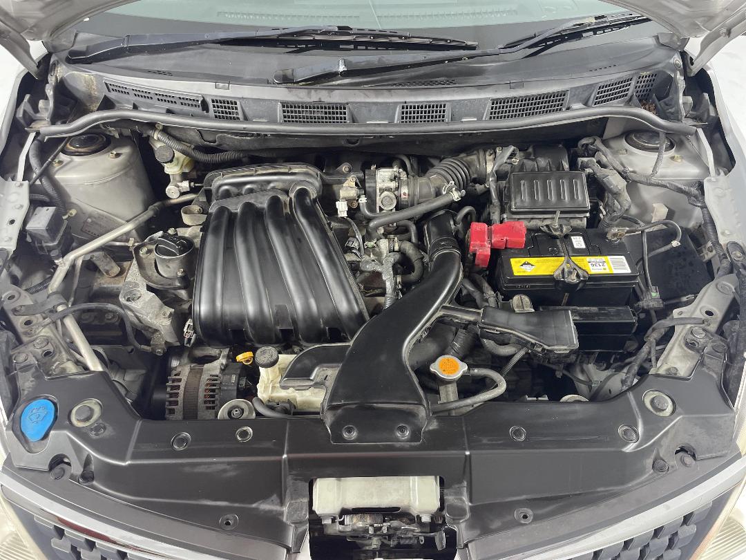 Photo '13' of Nissan Tiida Photo '13' of Nissan Tiida