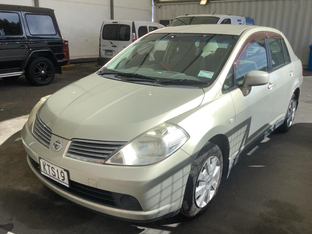 Photo '2' of Nissan Tiida Latio Photo '2' of Nissan Tiida Latio