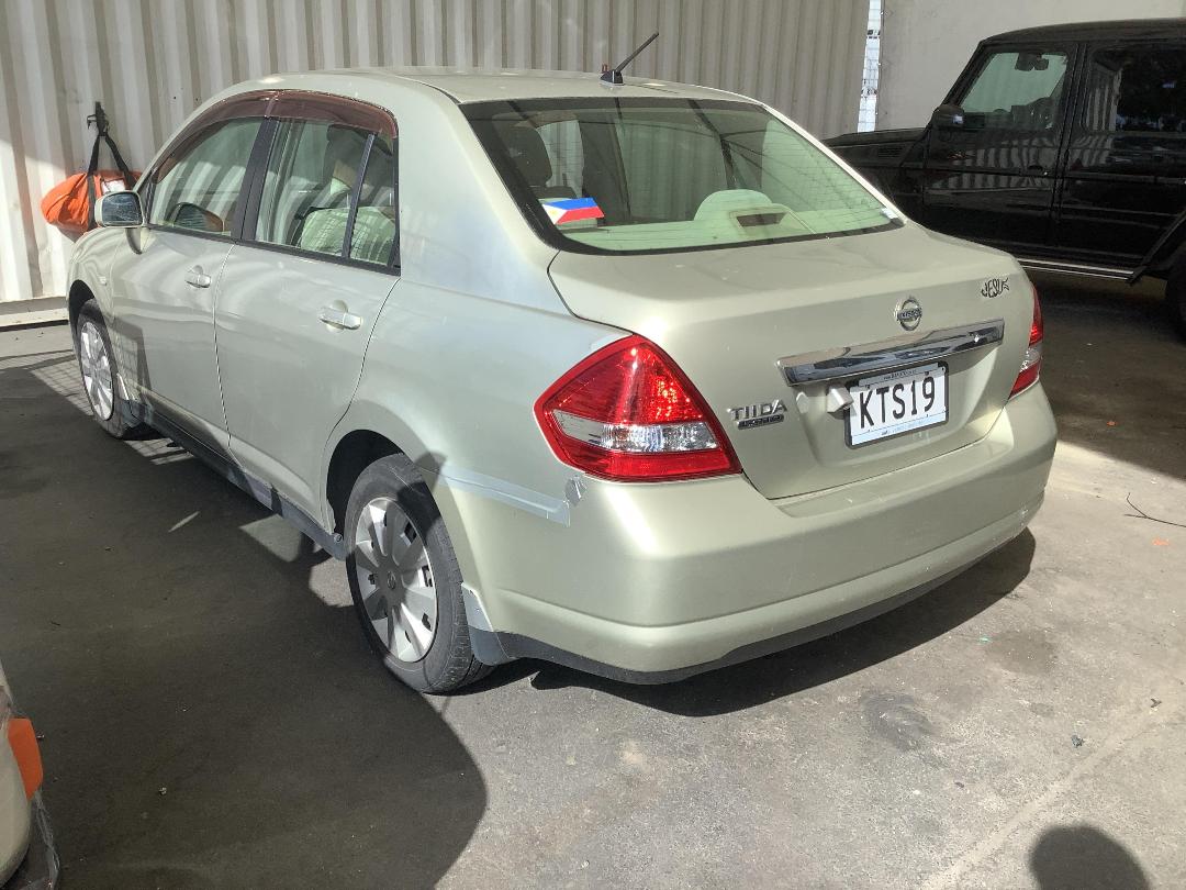 Photo '3' of Nissan Tiida Latio Photo '3' of Nissan Tiida Latio