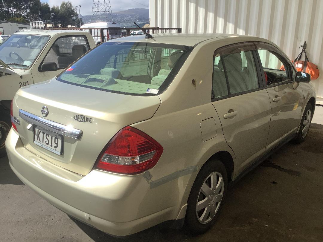 Photo '5' of Nissan Tiida Latio Photo '5' of Nissan Tiida Latio